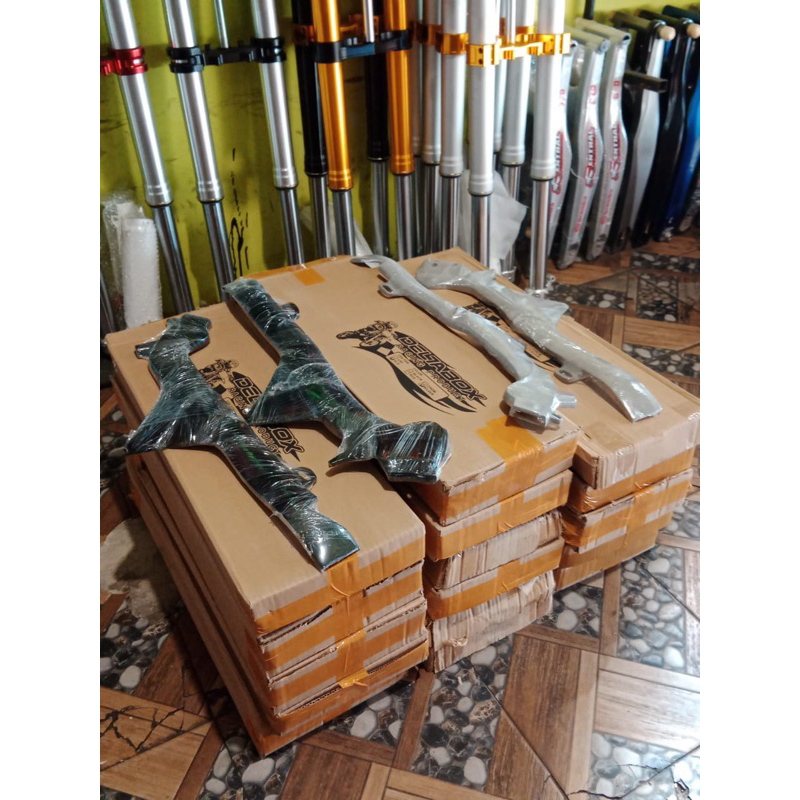 DELTABOX KLX, DTRACKER DAN CRF