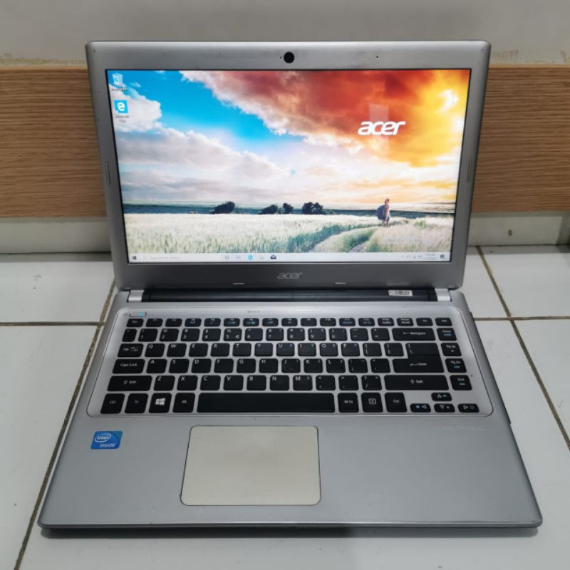 Laptop Acer V5-431, Celeron-1017U, Hd Graphics, Ram 4/500  Gb, Silver