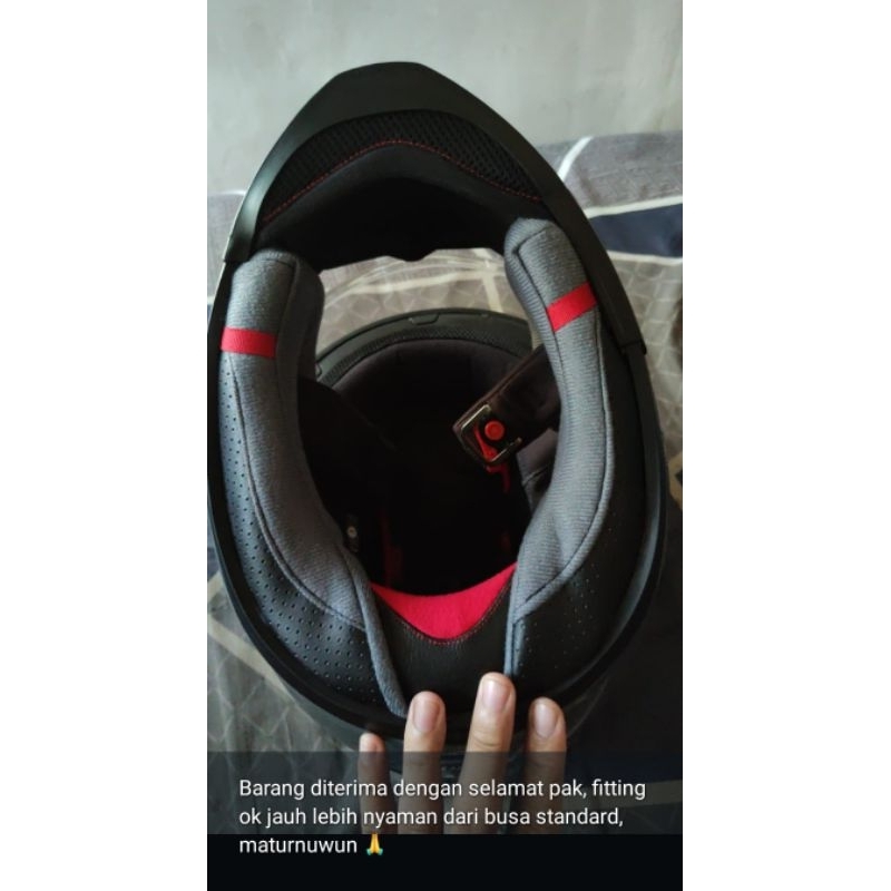 kyt striker abu merah