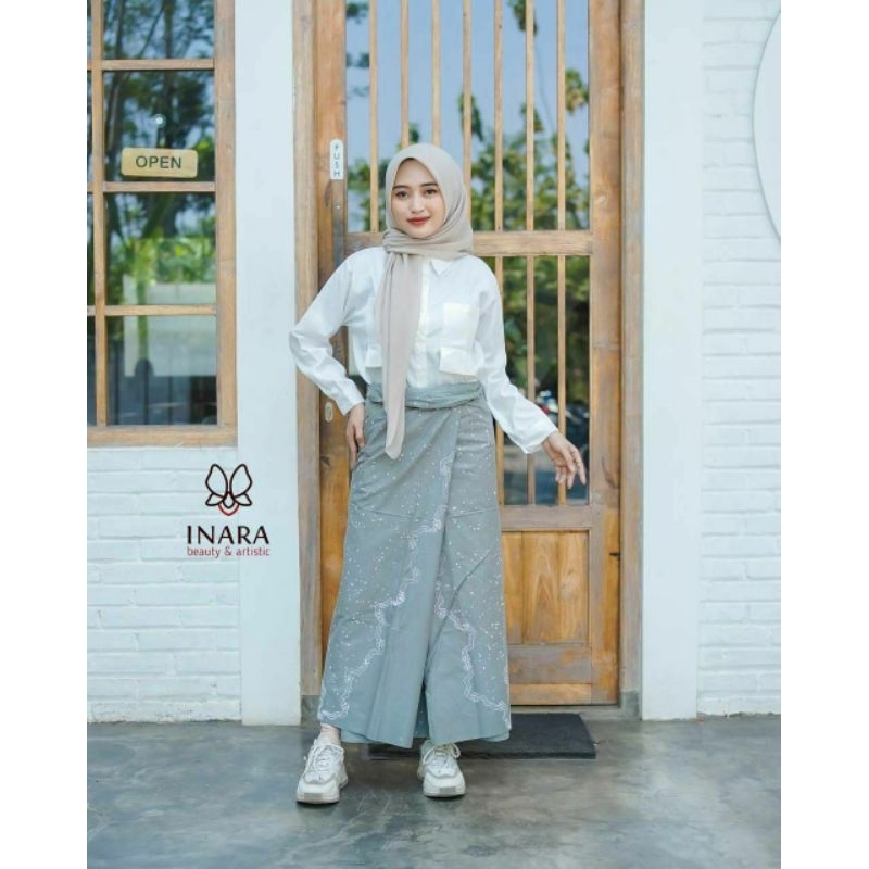 Sarongku.id - Sarung Batik Inara Motif#6 Biru Telur Batik Putih Kekinian