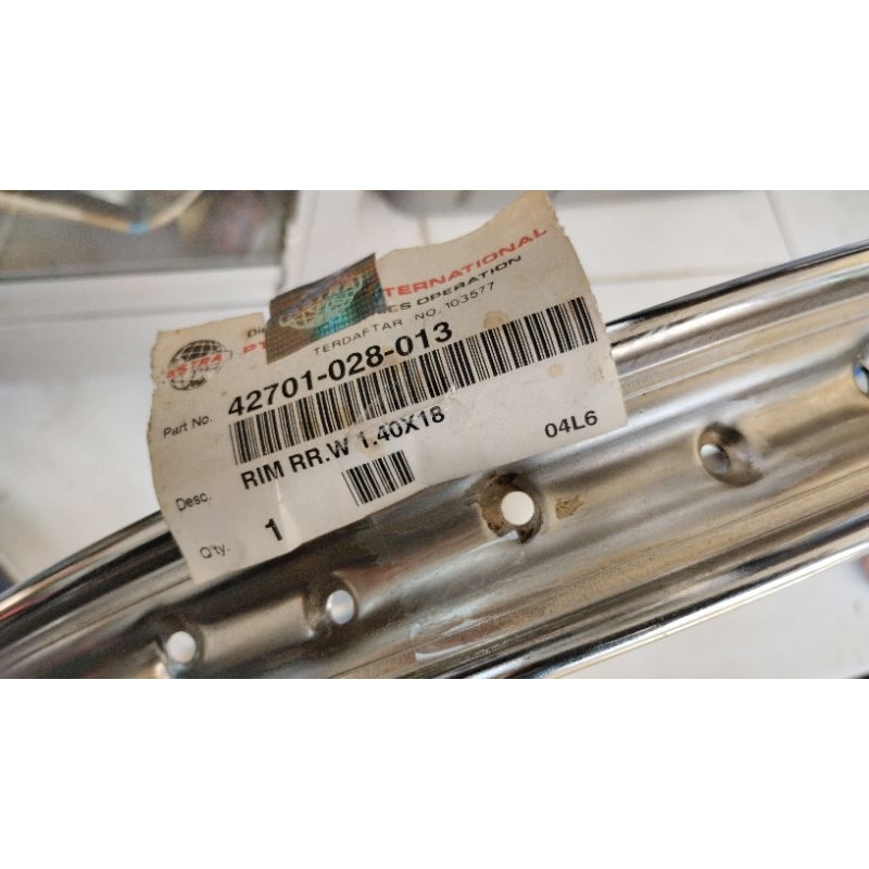 Rim Wheel Velg Velk Ruji Jari Jari Lingkar HM Tengah 1.40X18 Honda Win S90 90Z GL Max Pro CB100 CB12