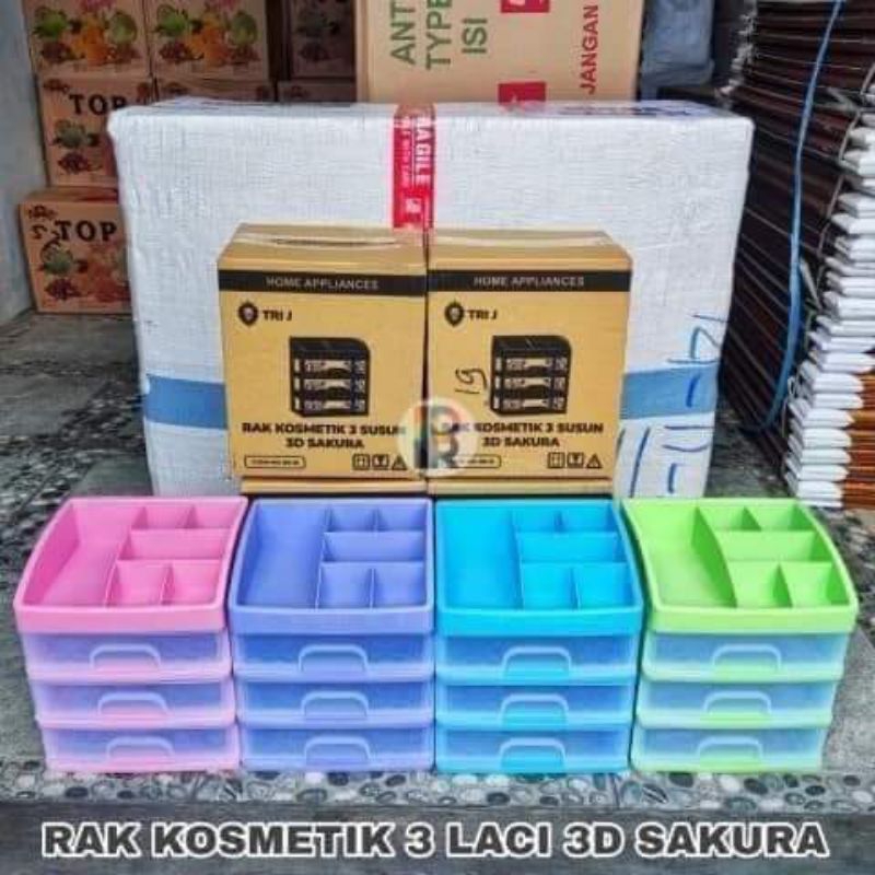 LACI KOSMETIK PLASTIK 3 SUSUN