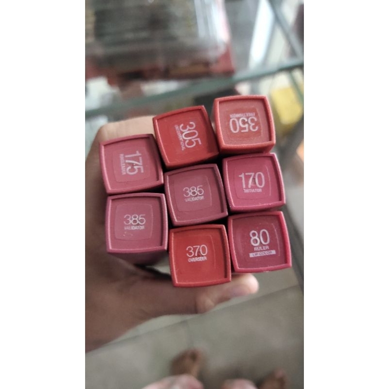 Maybelline superstay