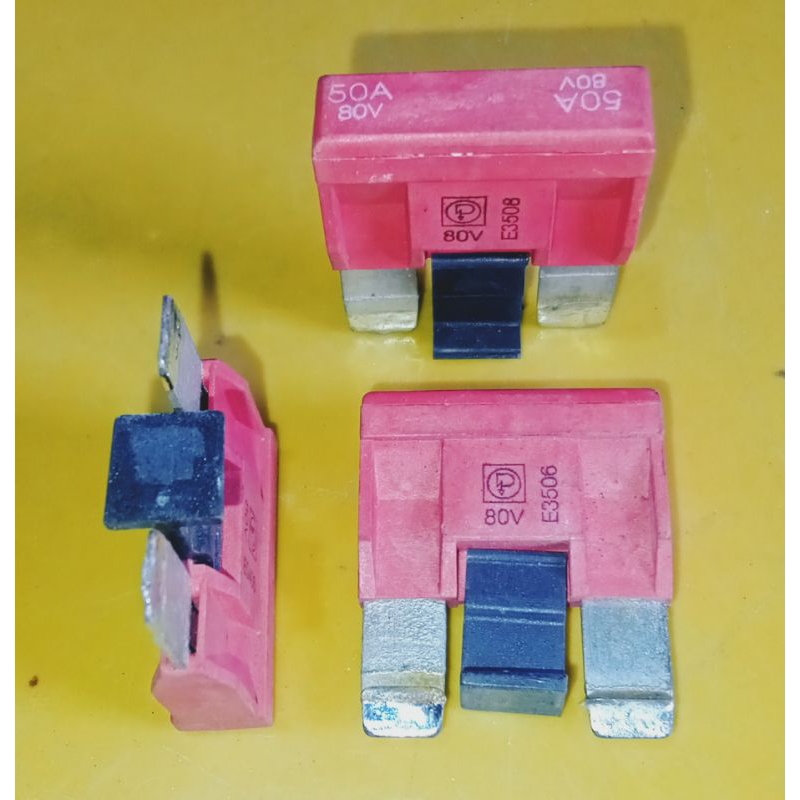 sekring 50A 80V bekas cabutan