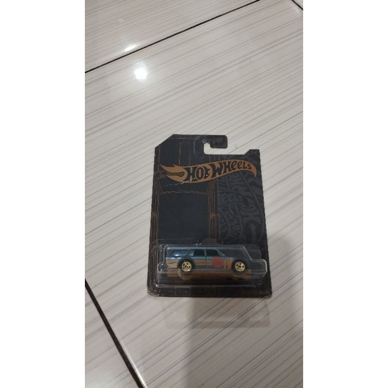 hotwheels datsun 510 wagon