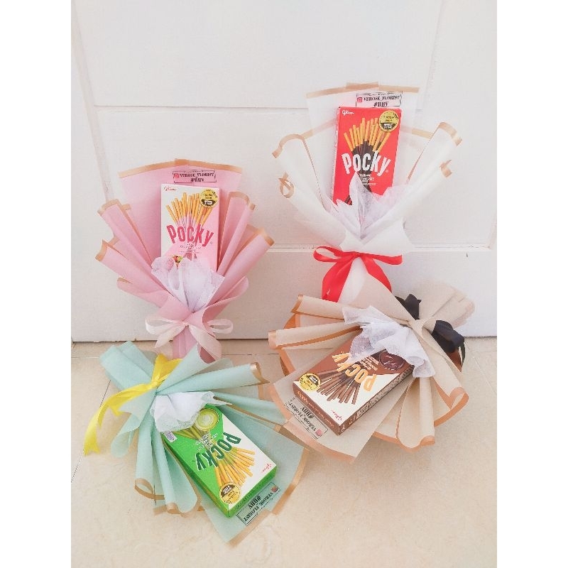 

VEROSE - Buket Single Pocky ( Tanpa bunga )
