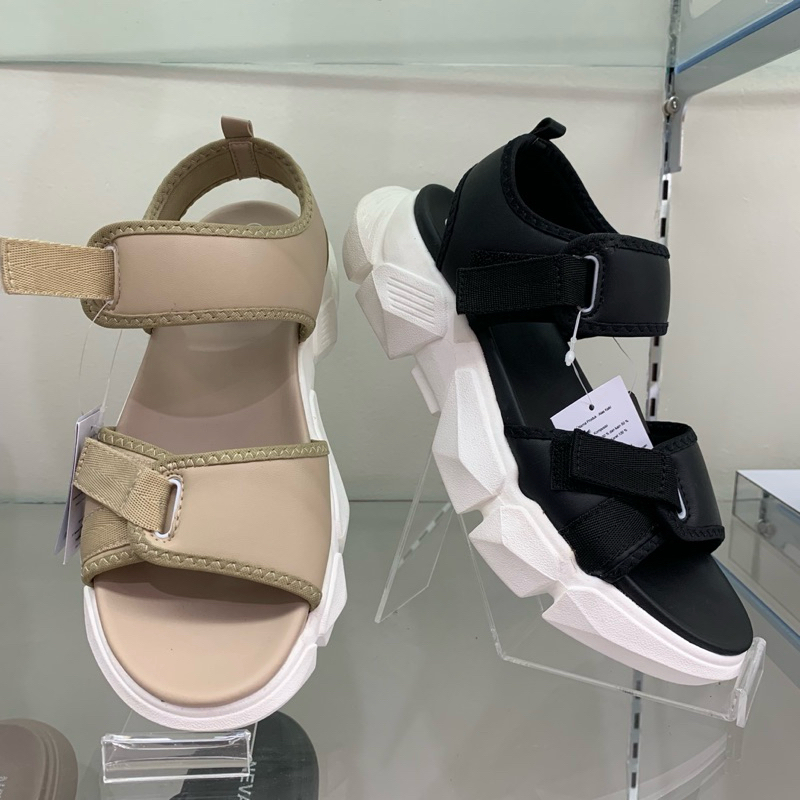 Nevada Sandal Gunung Wanita TOP01