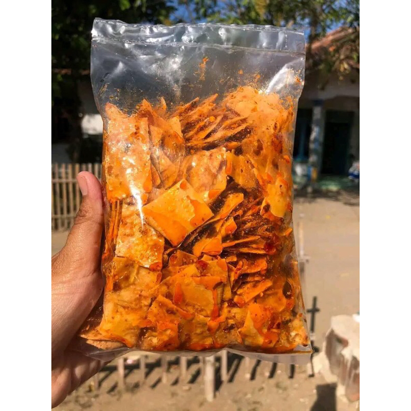 

PANGSIT PEDAS DAUN JERUK 1/2kg