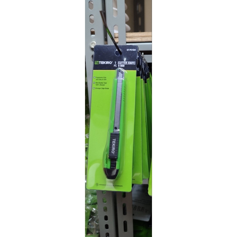 

Tekiro Pisau Cutter 9mm GT-PC1561