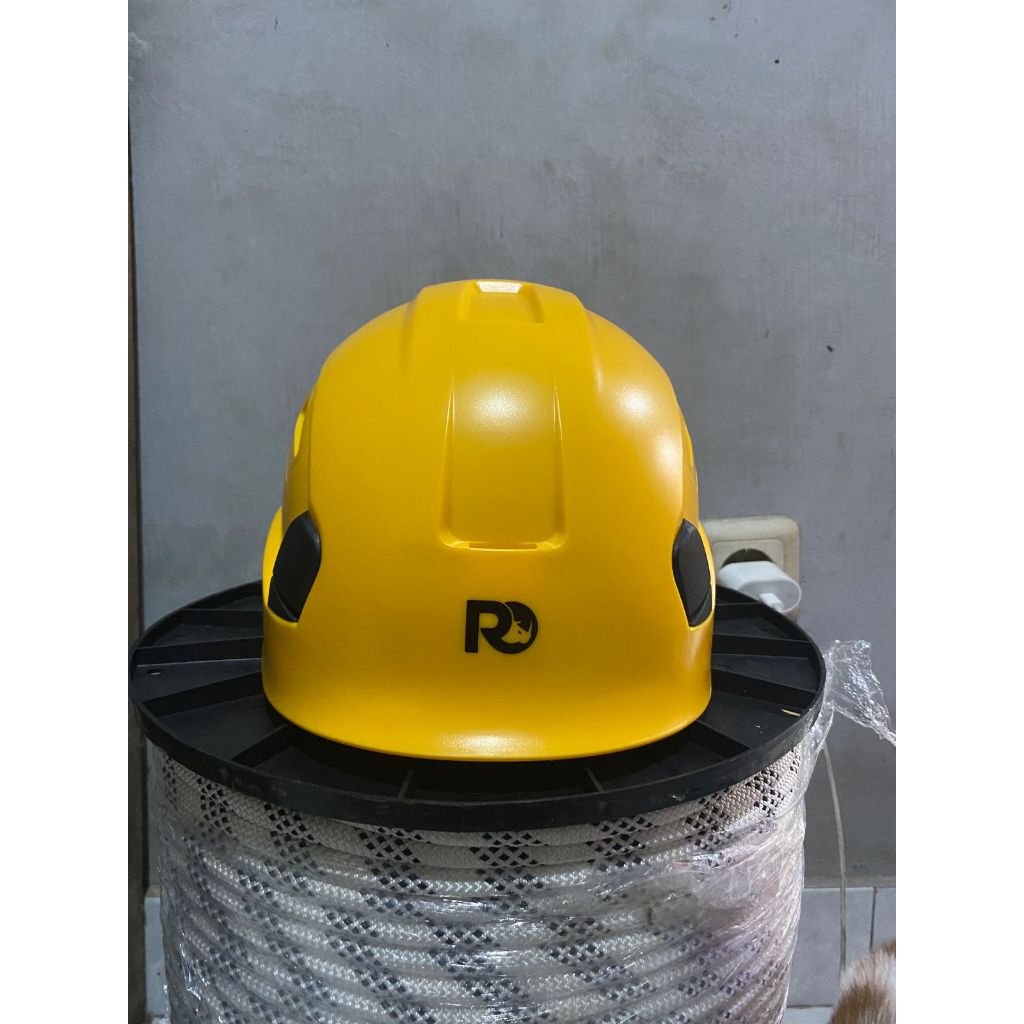 Helm Panjat Tebing Caving Rescue Outdoor Activity Rhino Series