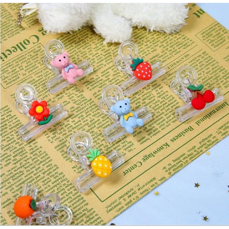 

penjepit kertas, motif random