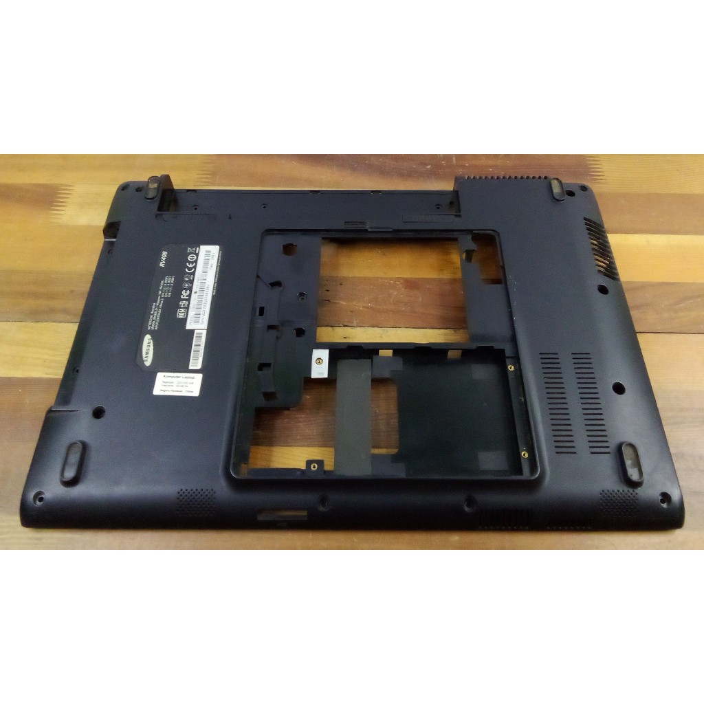 Casing Bawah Bottom Case Laptop Samsung RV408 NP-RV408L