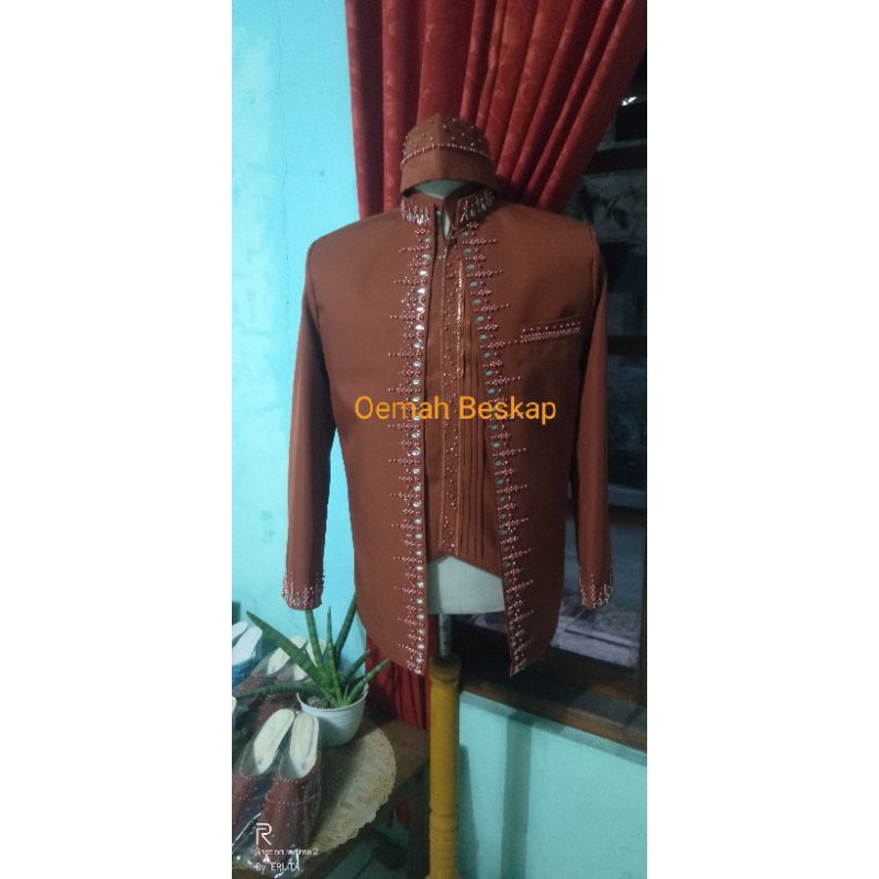 Jas manten Asraf, jas manten sunda, Basofi, Among tamu