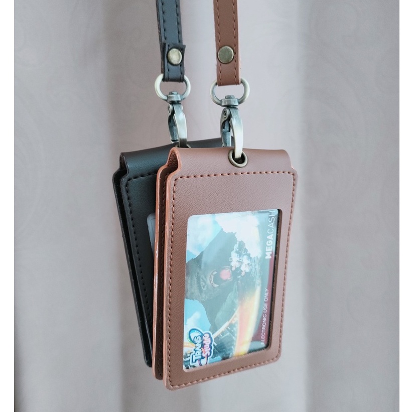 

Terbaru.. Id Card name tag kulit Holder Double Flip Magnet Terbaru kekinian 00F