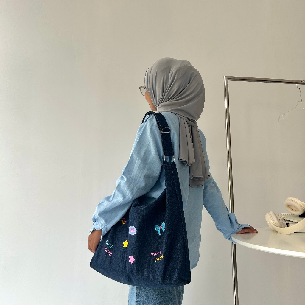 (NEW) DENIM HOBO BAG