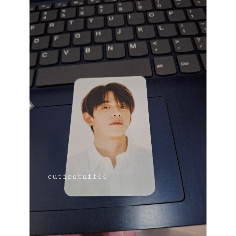 [BACA DESKRIPSI] PC photocard Lucas PB Yizhiyu Holiday.