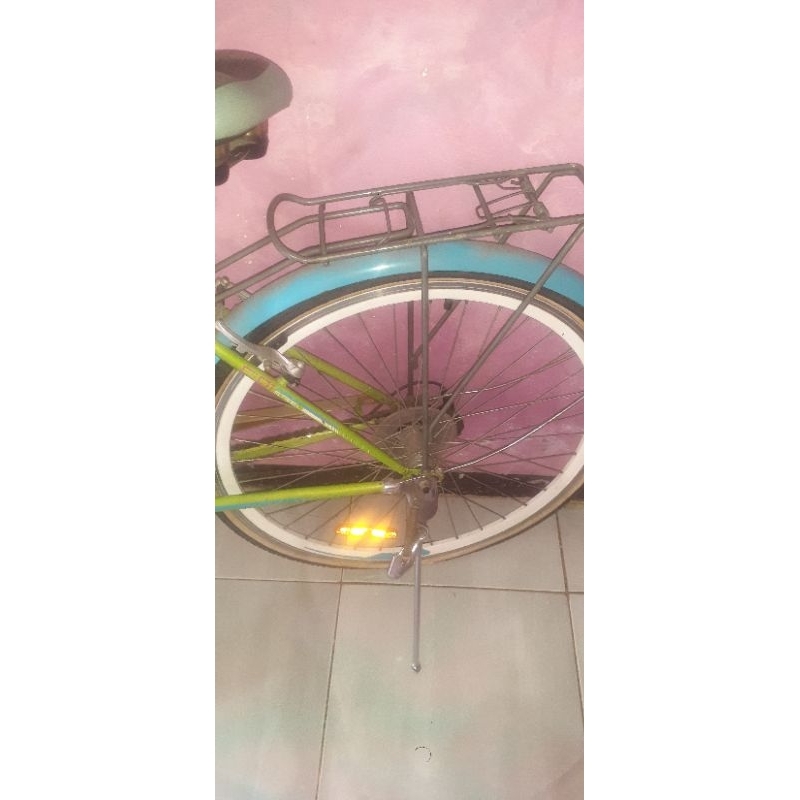 Preloved united sepeda TC3650 Besi