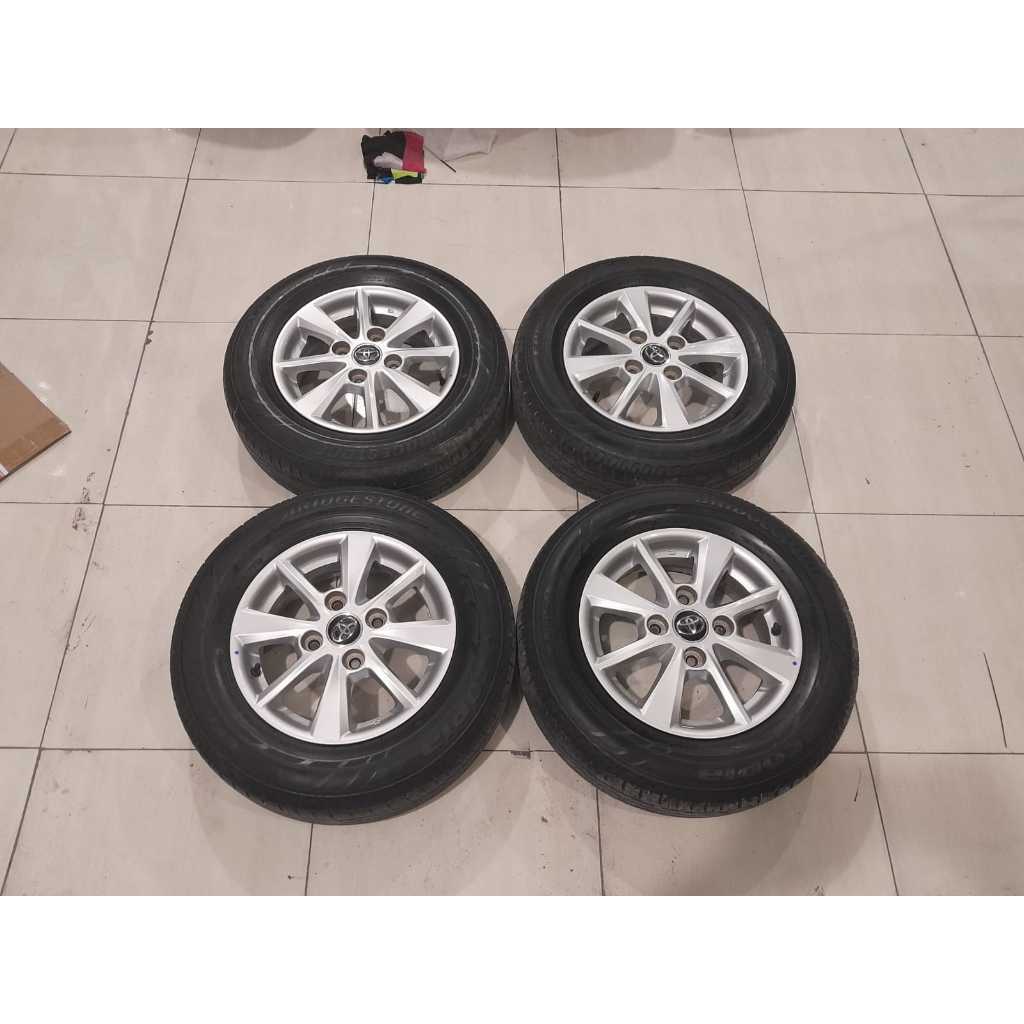 Velg Mobil Bekas Ring 14 Lubang 4 STD AVANZA R14 H4X114,3 BAN 185 70 R14