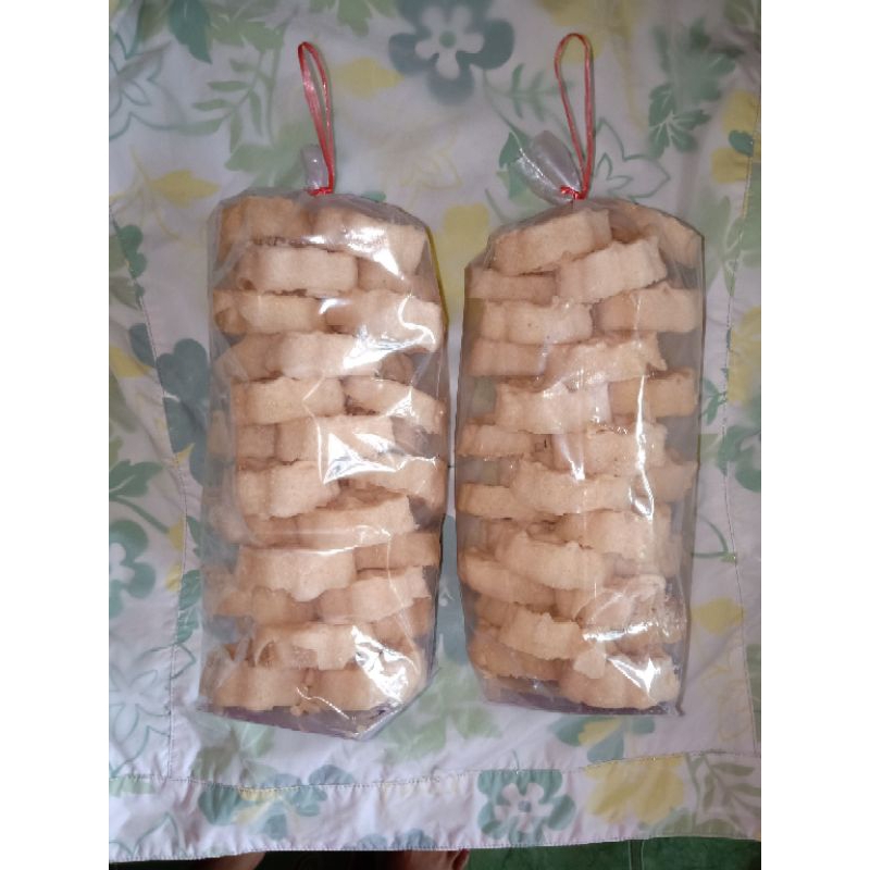 

Kue kembang goyang harumanis