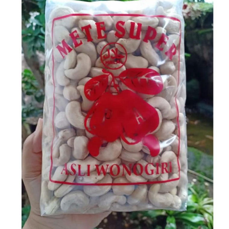 

IJP TERMURAH [1KG MENTAH] Kacang Mete Mentah Asli Wonogiri 8479
