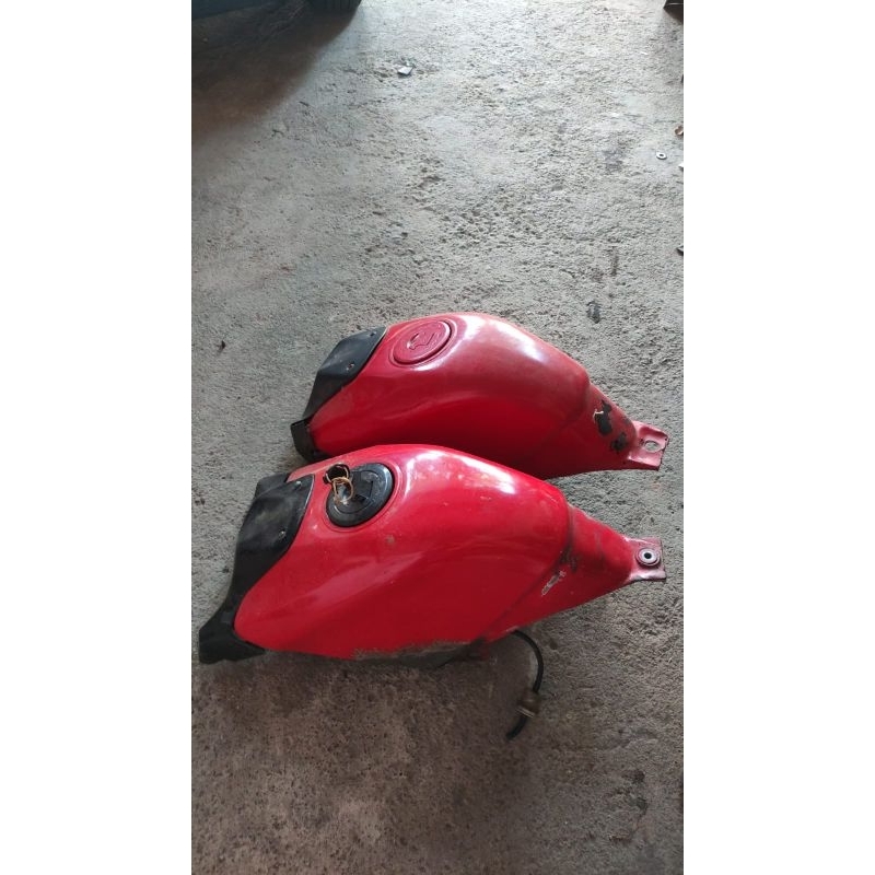 TANGKI TENGKI cbr old thailand 150 lengkap , WADAH BENSIN