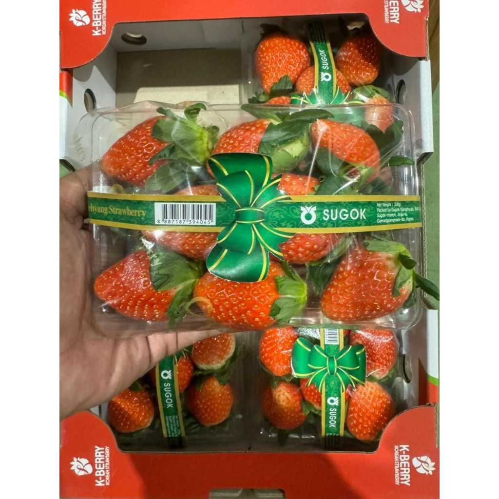 

STRAWBERRY KOREA 330 GRAM - RUMAH ZANAWA