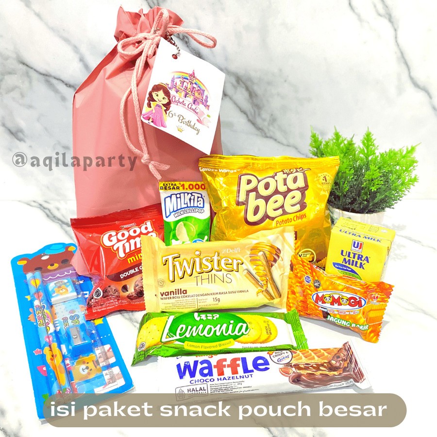 

Custom hampers ultah anak
