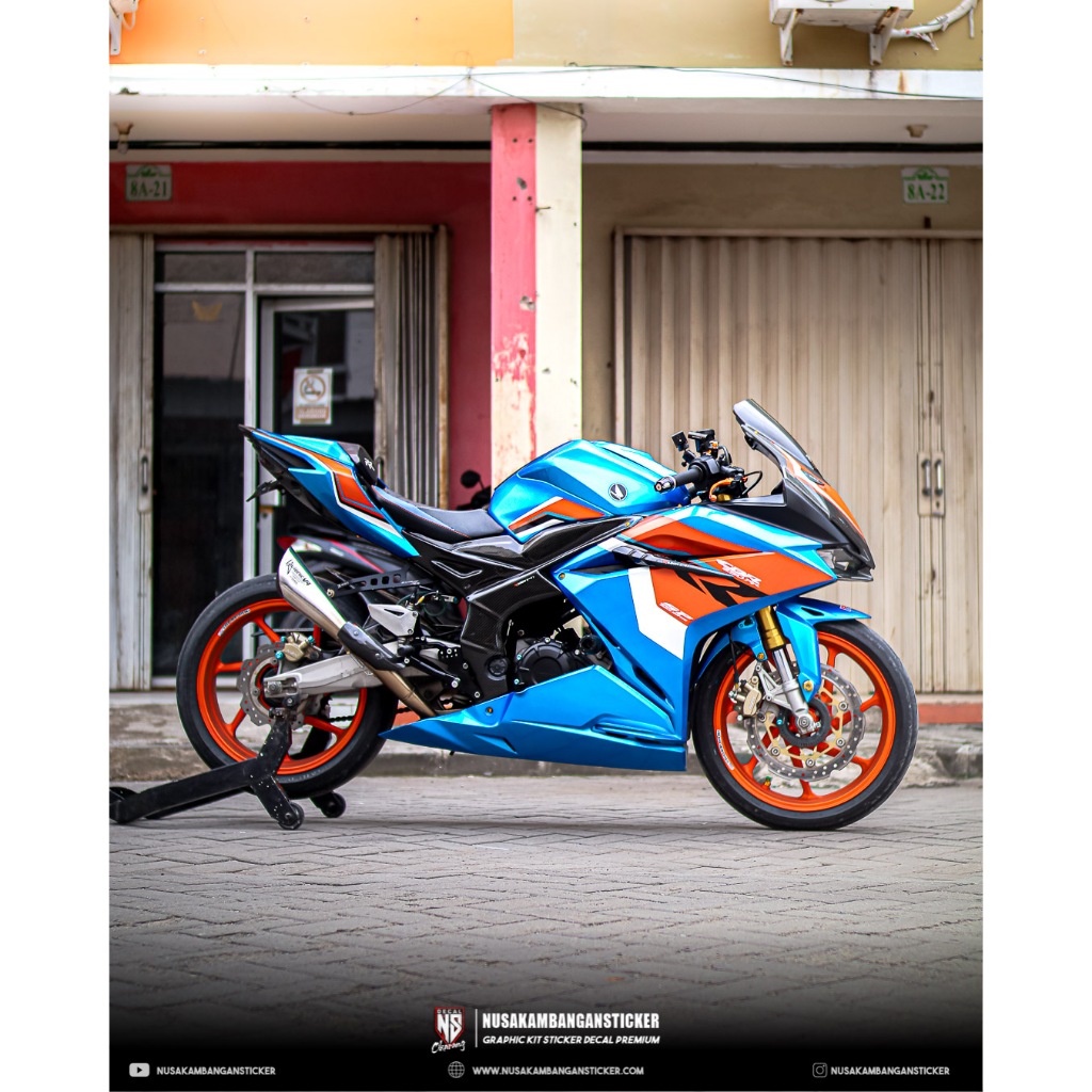 STIKER MOTOR CBR 250 RR TRICOLOR BIRU OREN PUTIH FULLBODY