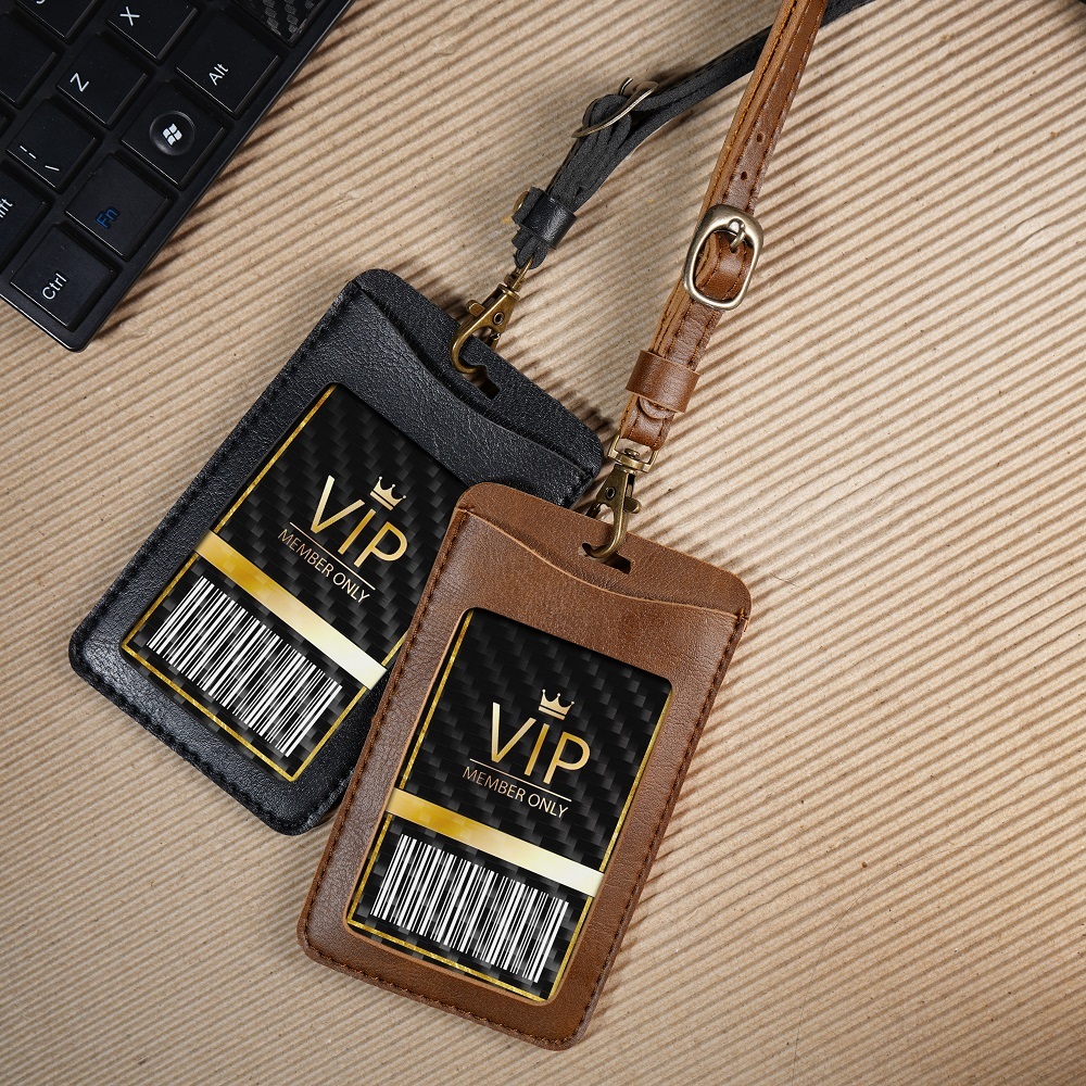 

Cleonix Name Tag Id Card Holder Kulit Ershi Bahan PU Leather Premium Tersedia 2 Warna Coklat dan Hitam New Model Promo Diskon