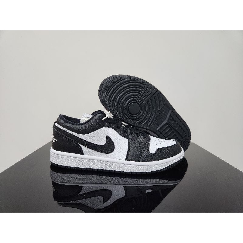 sepatu sneakers wanita air jordan 1 low homeage black white