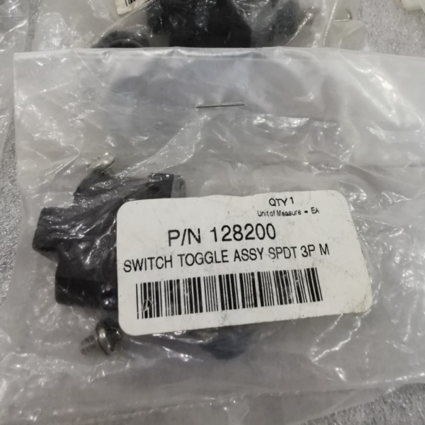 

Dijual Toggle Switch 128200 SPDT 3P M Limited