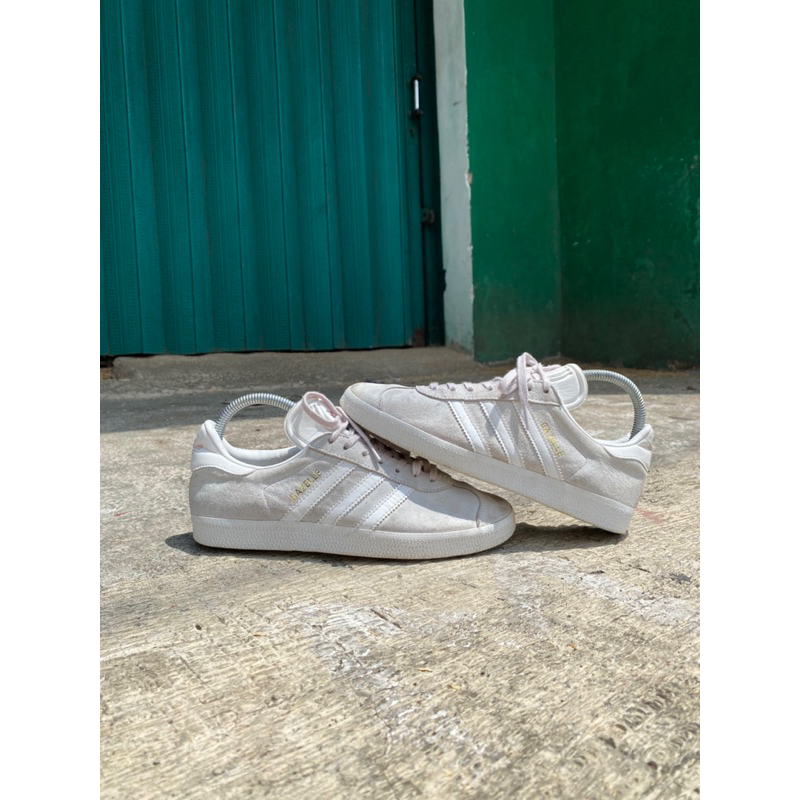 adidas gazelle II