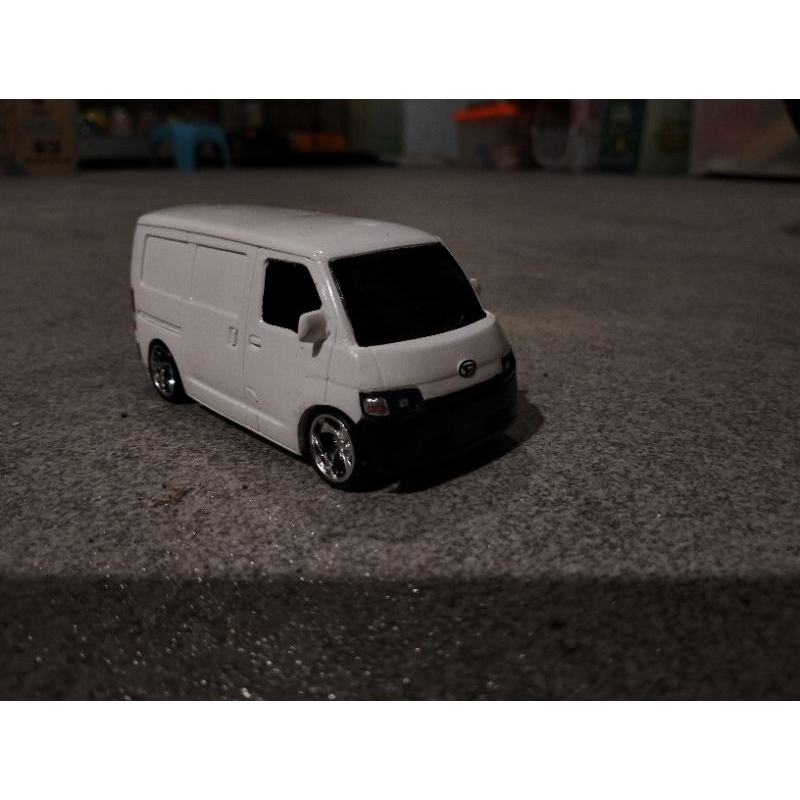 miniatur/mainan mobil granmax Blindvan