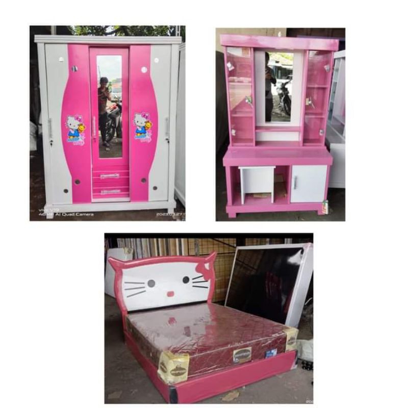 Set kamar karakter Doraemon & hello Kitty