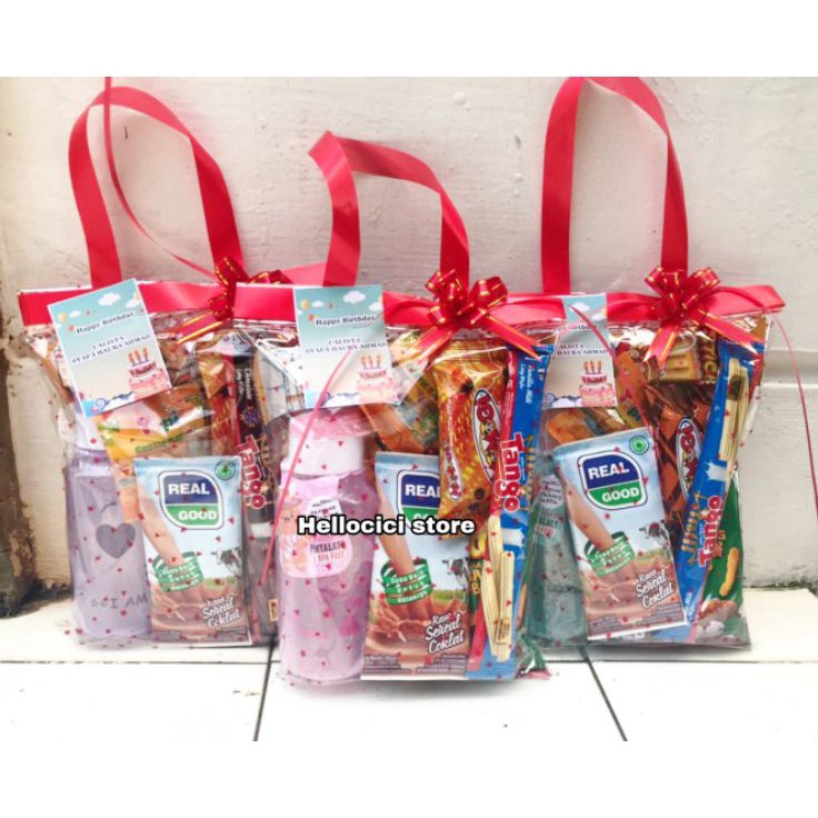 

modelTipe CSJ117 PARCEL BINGKISAN SNACK KEMASAN ULTAH + BOTOL MINUM TAKUMA