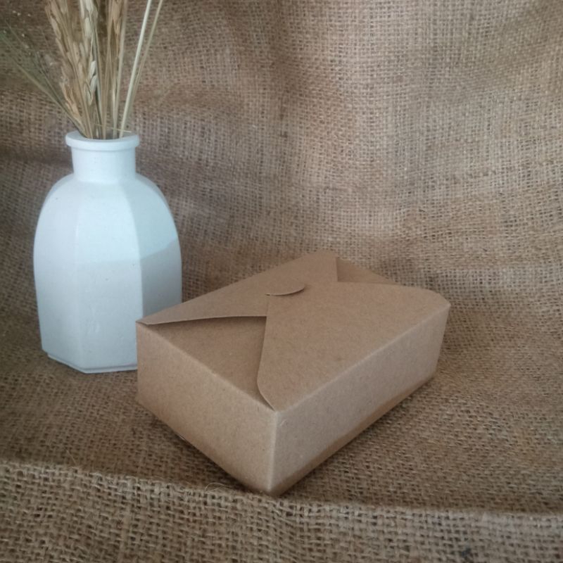 

1 Pack isi 12 pcs Gift Box Kotak Souvenir Bahan Karton Kraft Size 10,5x6,9x3,5 cm