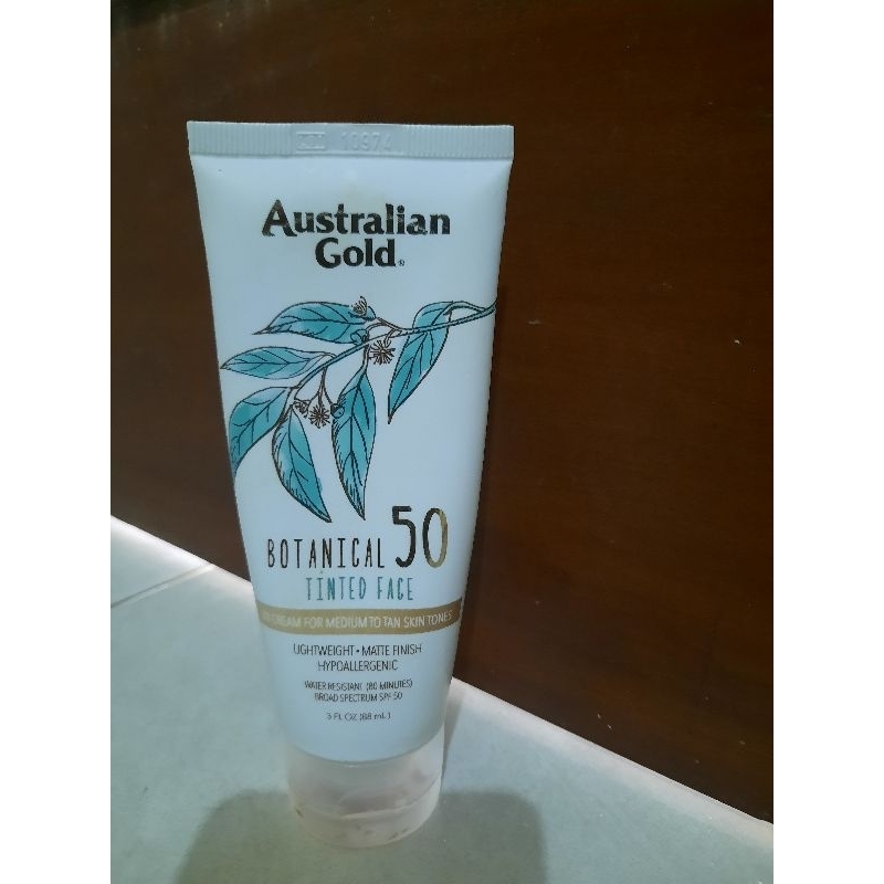 JUAL MURAHH Australian Gold botanical tinted sunscreen spf 50 broad spectrum Medium to Tan PRELOVED