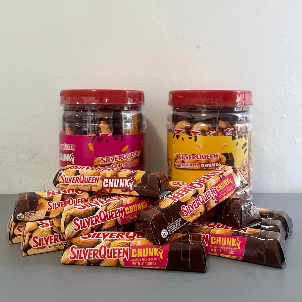 

SILVERQUEEN CHUNKY BAR JAR / TOPLES 26 GR ( 1 TOPLES / 12 PC )