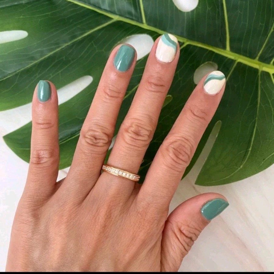 Cincin Emas 16K Kadar 700 70% Fashion Zircon 3.75 Gram Size 16 (CH64)