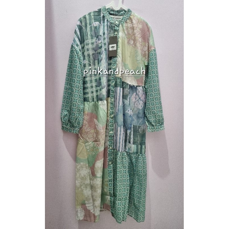 NEW Benang Jarum Buttonscarves Nami Ruffle Maxi Dress Green