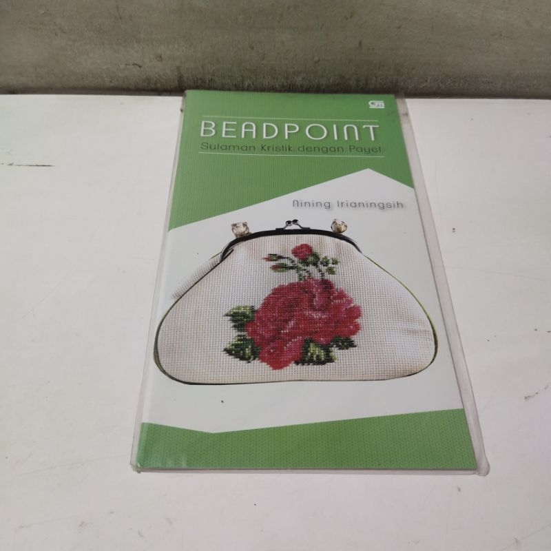 Buku Obral Super Murah - Buku Beadpoint Sulaman Kristik dengan Payet