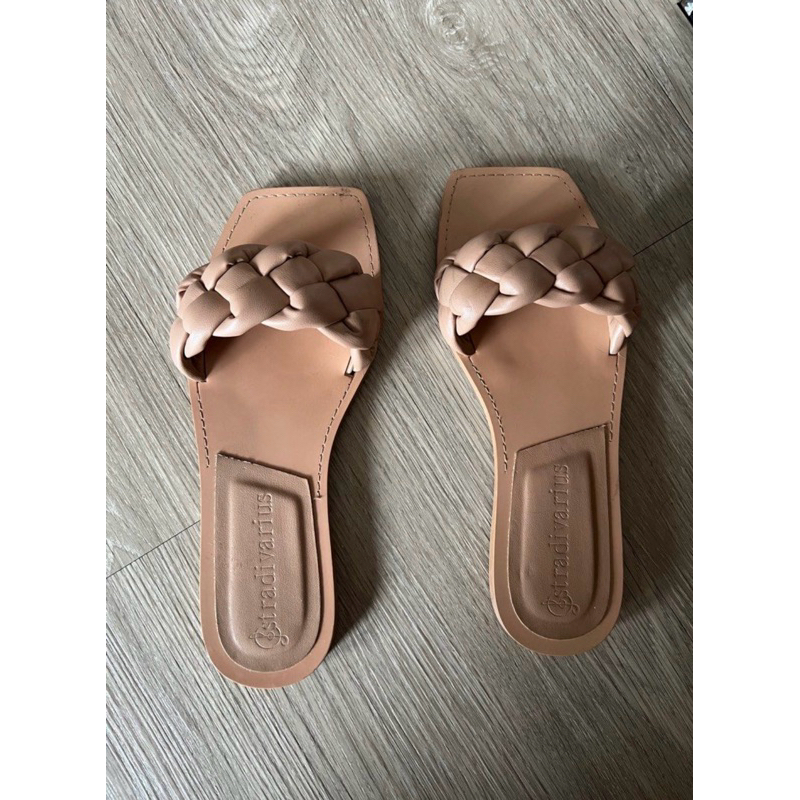 Sandal Stradivarius Preloved