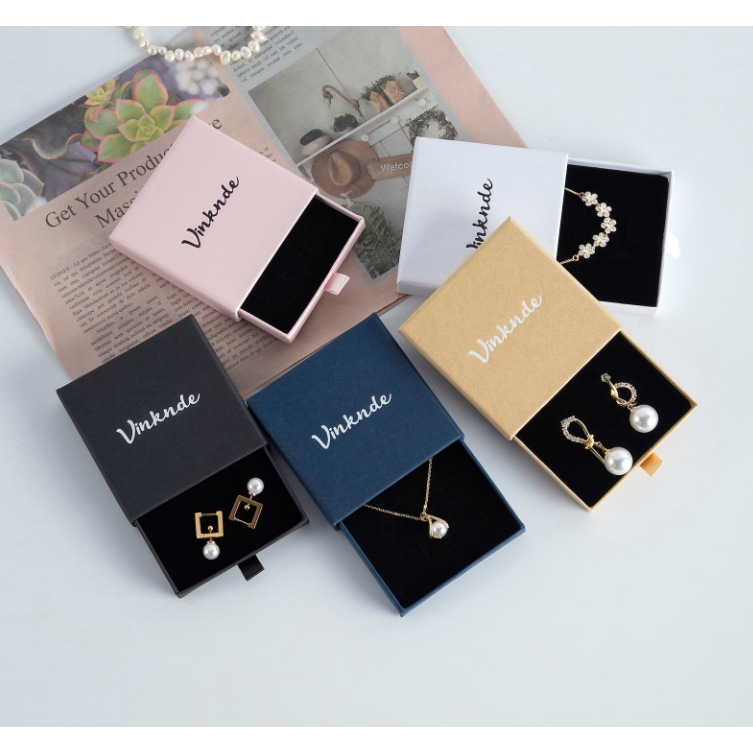 Hard box custom jewelry