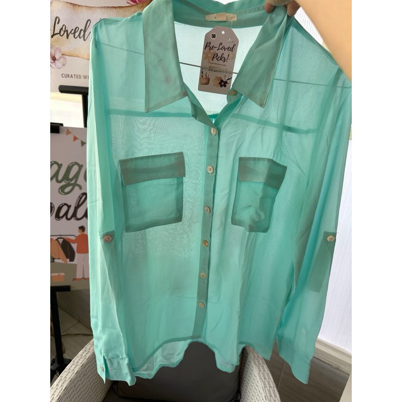 Kemeja mint transparan