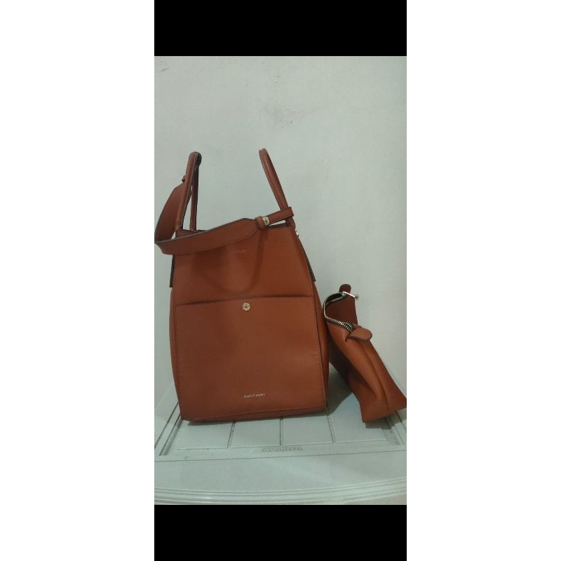 PRELOVED Hush puppies Karter Bucket M Bag