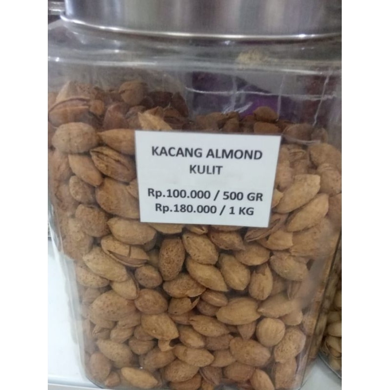 

Kacang Almond Kulit 500gram