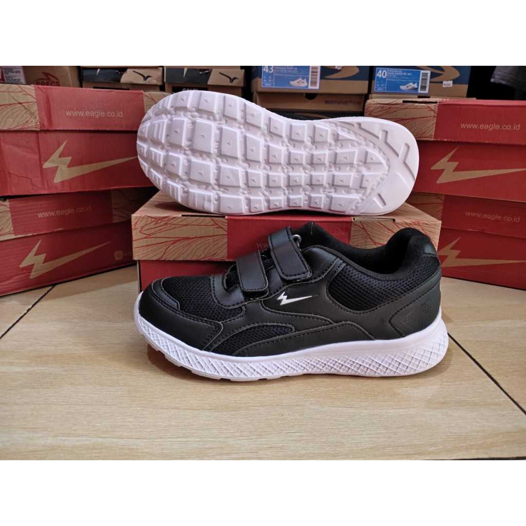 Eagle Sepatu Anak Sepatu Sekolah hitam putih Sneakers Olahraga