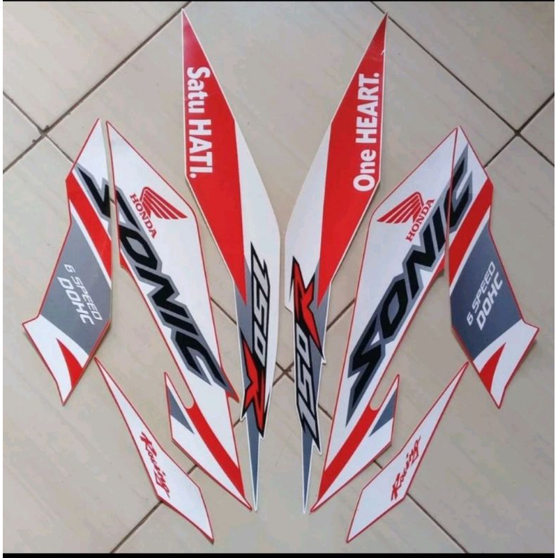 Striping motor / Les body Honda Sonic 2018