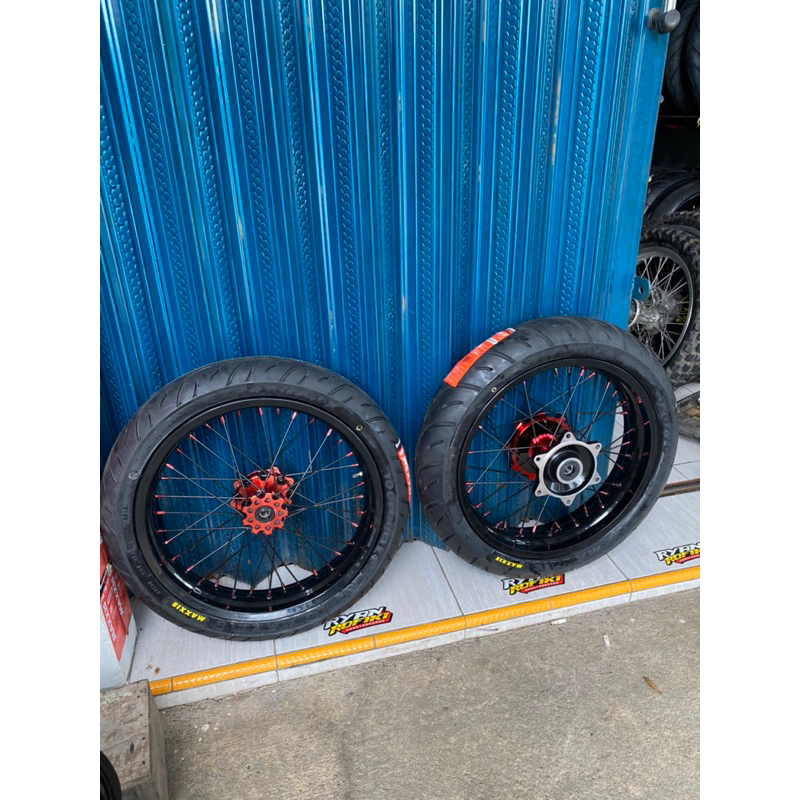 BAN SET VELG SUPERMOTO CRF150L 300/350 BAN MAXXIS