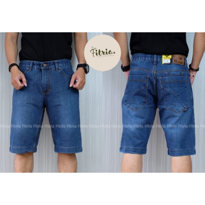 Celana Jeans Pendek Pria Dewasa Tebal Bawah Lutut